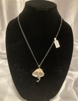 Sea Shell Necklace from our Coastal Beaches and Dives (Sku 0020)